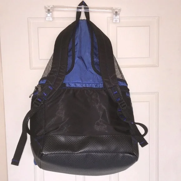 Picnic Backpack Cooler - Picture 3 of 10